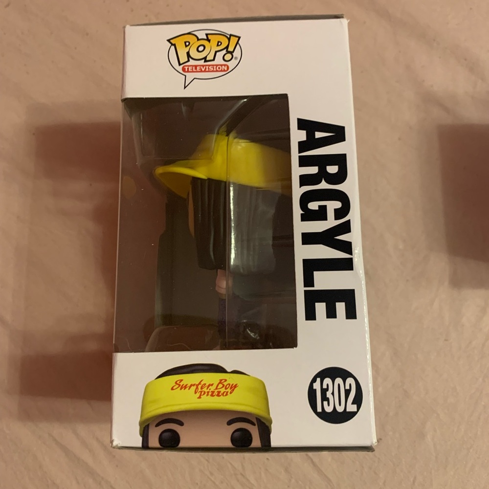 Bundle of Four Funko pops Stranger things - Picture 2 of 14